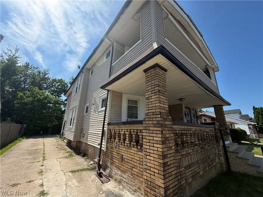 3360 E 146th Street, Cleveland, OH 44120 - #3
