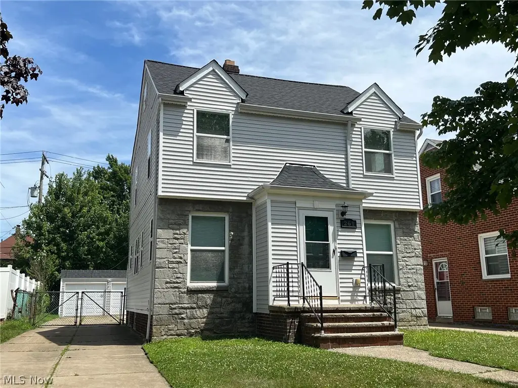 261 E 210th Street, Euclid, OH 44123 - #1