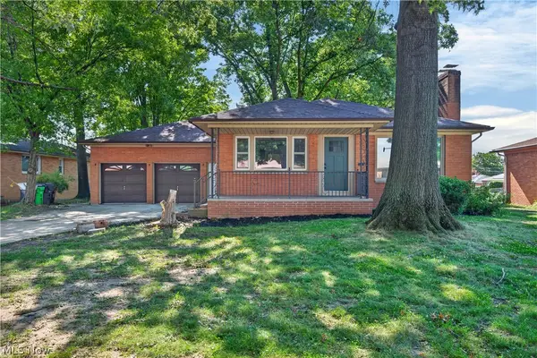 4704 Wolverton Drive, Warrensville Heights, OH 44128