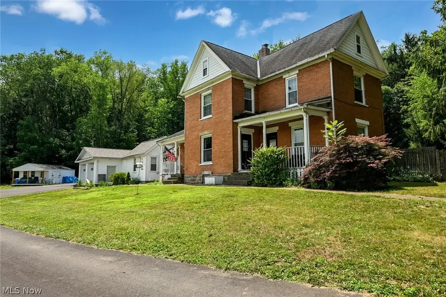 751 Earl Nw Road, Massillon, OH 44647 - #2