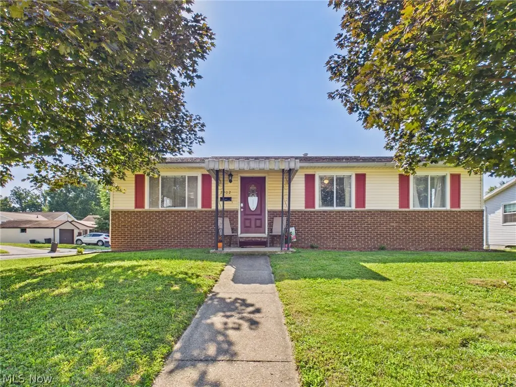 2902 9th Avenue, Vienna, WV 26105 - #1