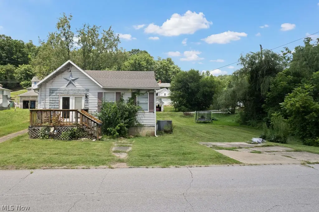 909 Camden Avenue, Parkersburg, WV 26101 - #1