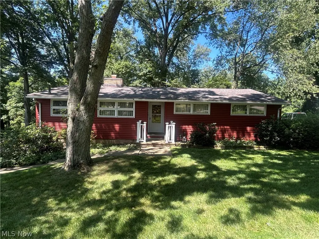 2305 Helena Nw Avenue, Massillon, OH 44646 - #1