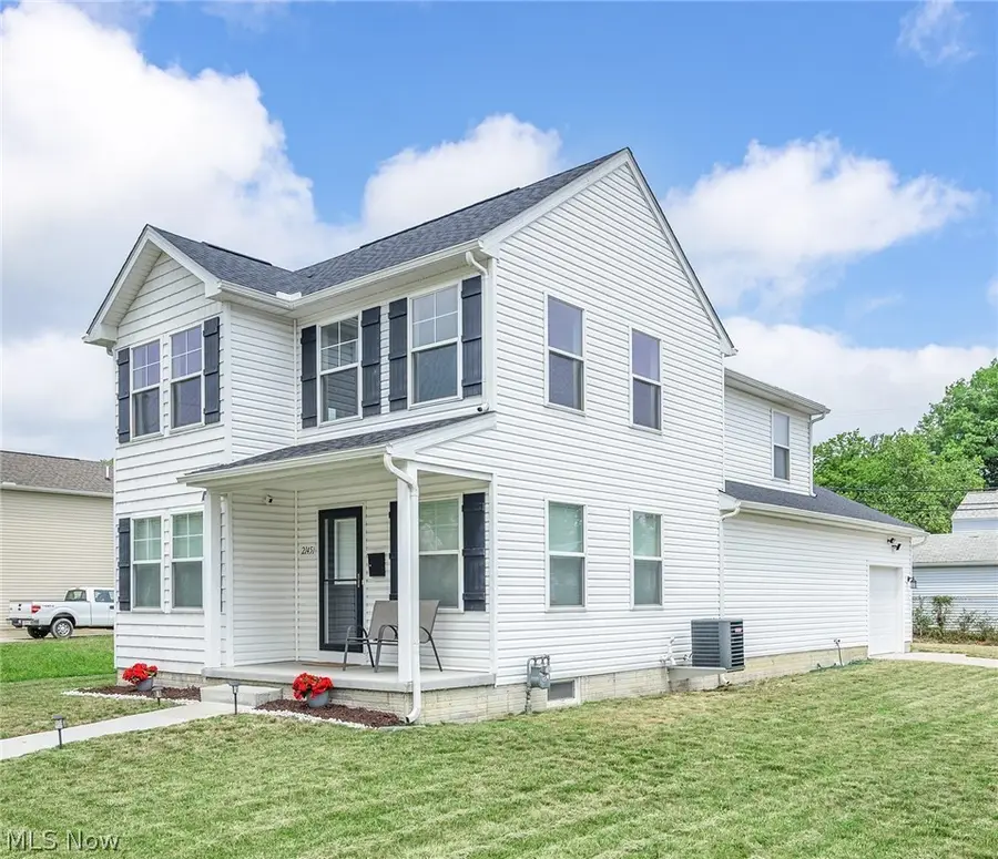 21451 Wilmore Avenue, Euclid, OH 44123 - #3