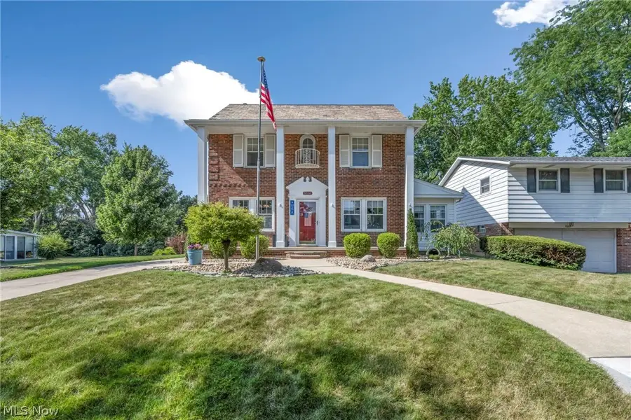 1036 Bennington Ne Avenue, Massillon, OH 44646 - #2