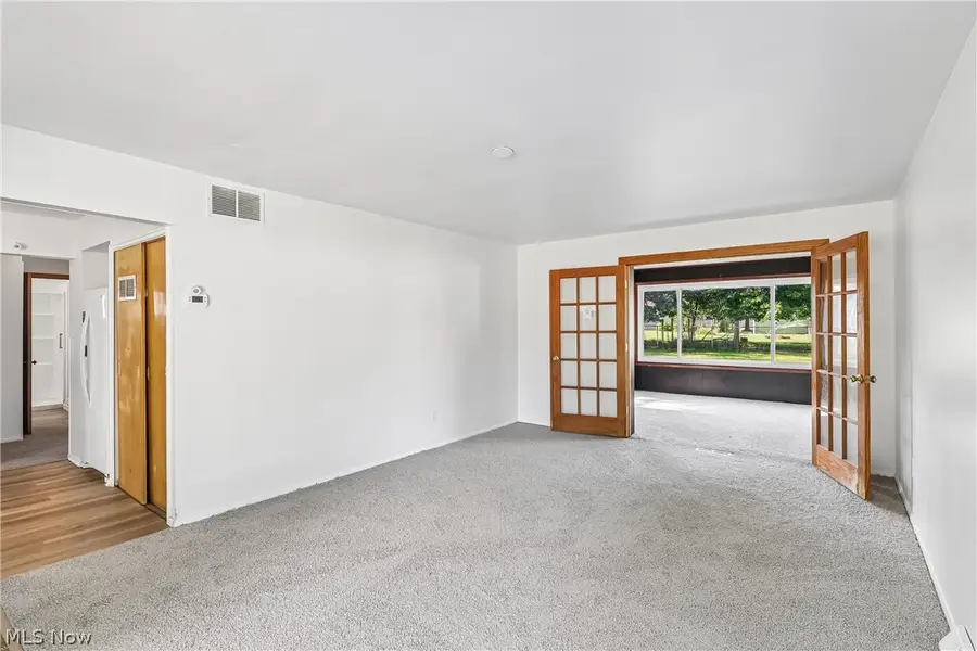 9011 Manorford Drive, Cleveland, OH 44130 - #3