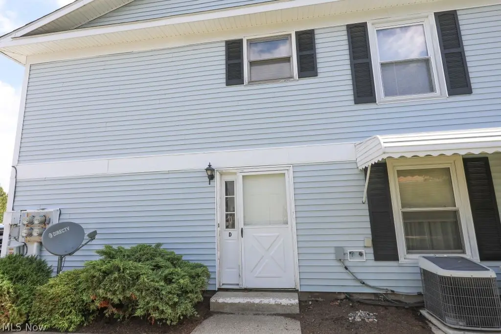 1258 Pembrooke Drive #D, Salem, OH 44460 - #1