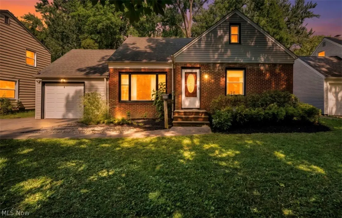 1699 Lyndhurst, Lyndhurst, OH 44124 - #1