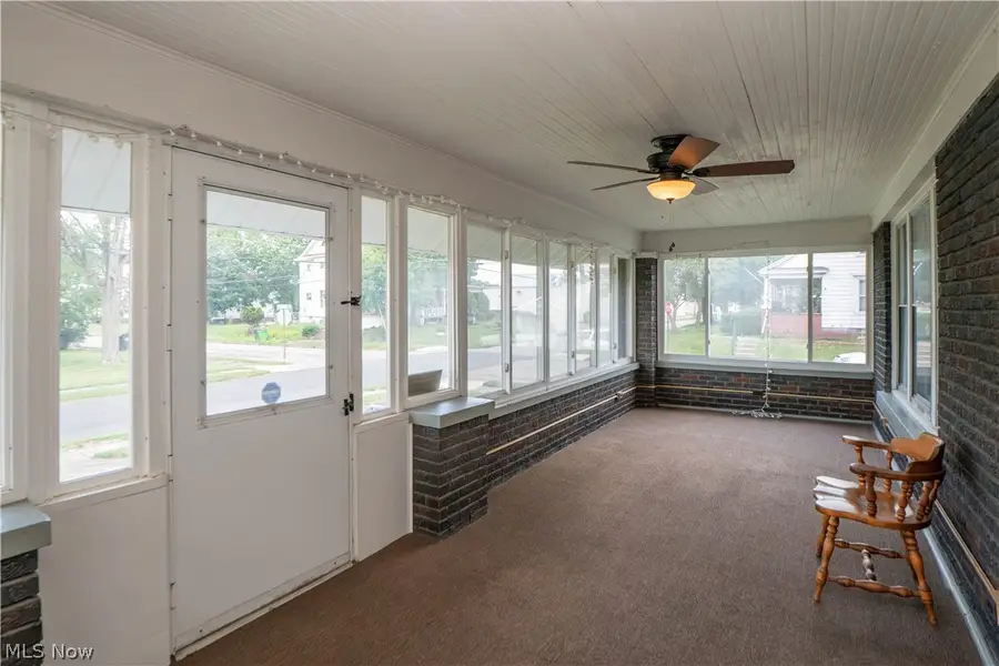 106 W Summit Street, Alliance, OH 44601 - #3