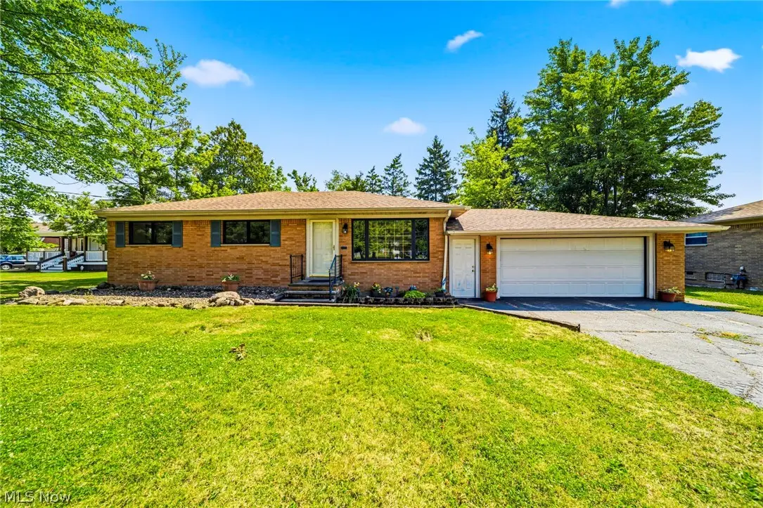11111 Abbey Road, North Royalton, OH 44133 - #1