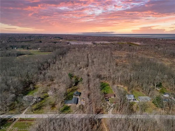 County Line Road, Madison, OH 44057