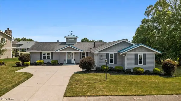 1280 Surfside Circle, Aurora, OH 44202