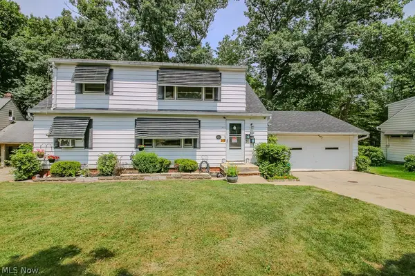 243 W Glendale Street, Bedford, OH 44146