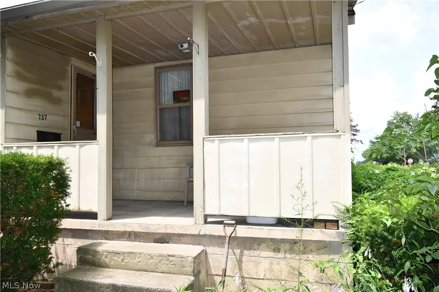 737 Porter Avenue, Campbell, OH 44405 - #3