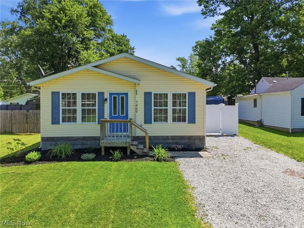 1469 Chapman Avenue, Madison, OH 44057 - #1