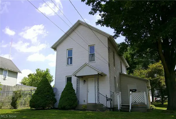 856 Cherry Nw Road, Massillon, OH 44647