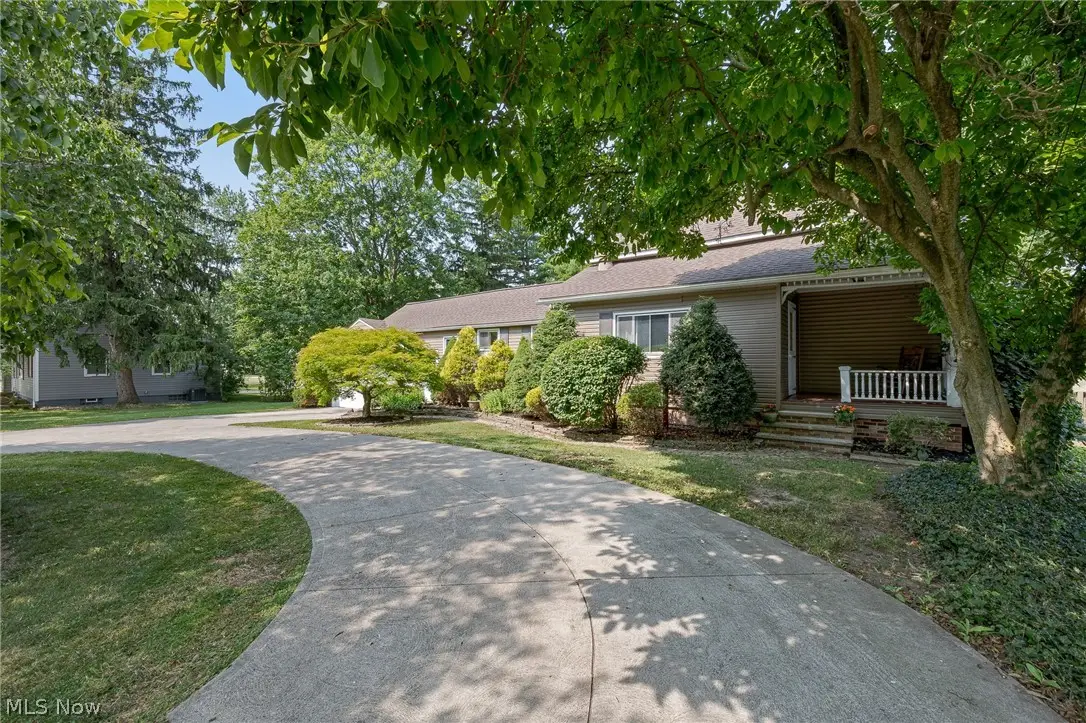 6190 Stearns Road, North Olmsted, OH 44070 - #1