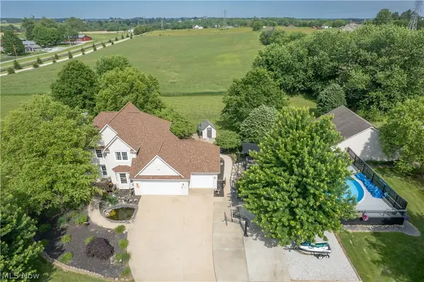 4456 Maplegrove Avenue, Louisville, OH 44641