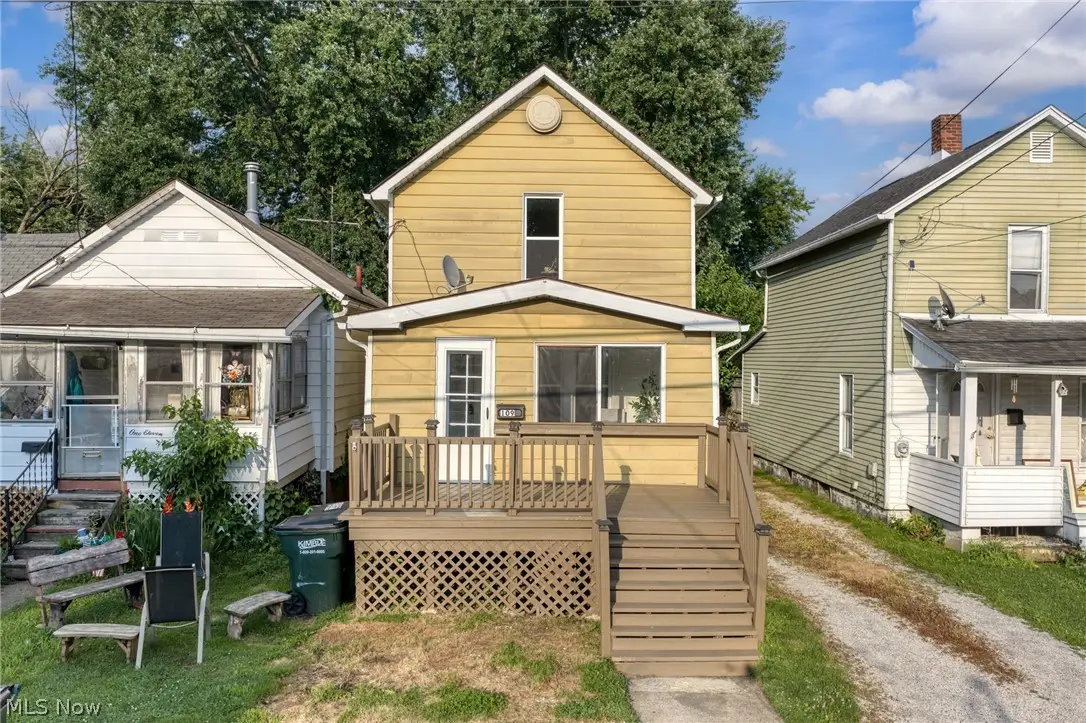 109 15th Nw Street, Barberton, OH 44203 - #1