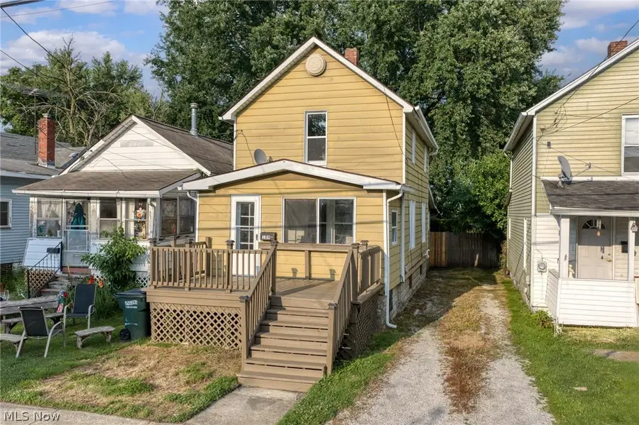 109 15th Nw Street, Barberton, OH 44203 - #2