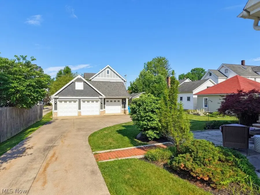 104 S Franklin Street, Chagrin Falls, OH 44022 - #2