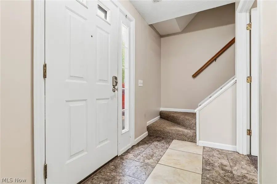 3324 Brookside Lane, Cuyahoga Falls, OH 44223 - #3