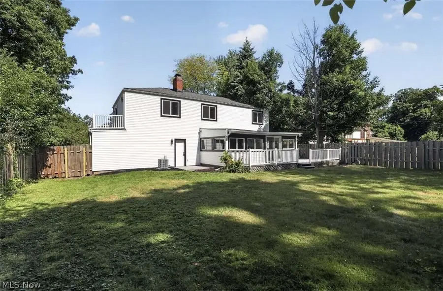 4 Owaissa Drive, Eastlake, OH 44095 - #3