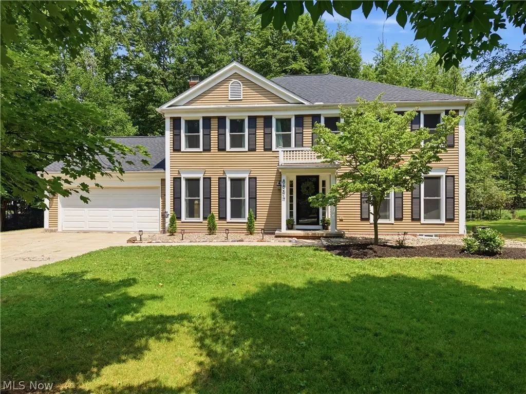 8884 Lake In The Woods Trail, Chagrin Falls, OH 44023 - #1