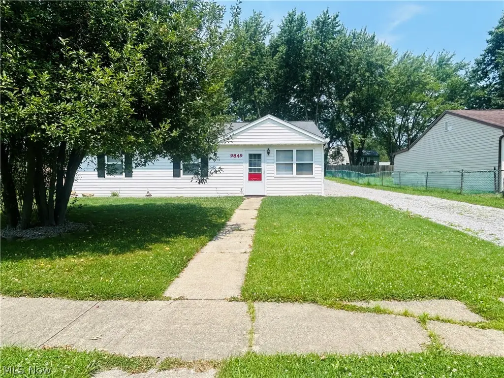 9849 Bright Drive, Windham, OH 44288 - #1