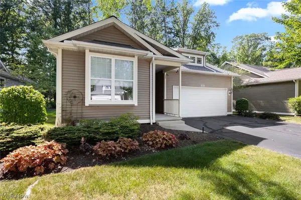 1990 Buckingham Drive, Avon, OH 44011