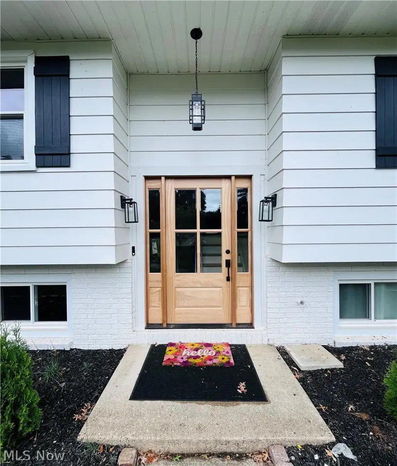 1121 Doralee Drive, Mogadore, OH 44260 - #2