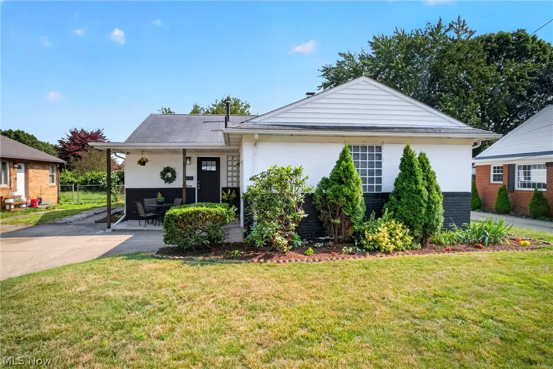 514 6th Nw Street, North Canton, OH 44720 - #1