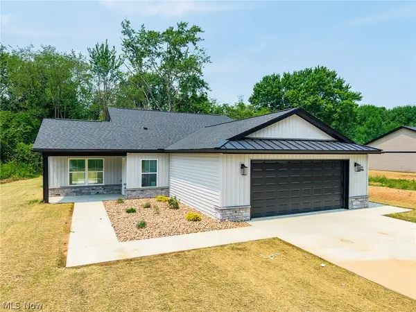 1925 Candell Sw Avenue, Massillon, OH 44646