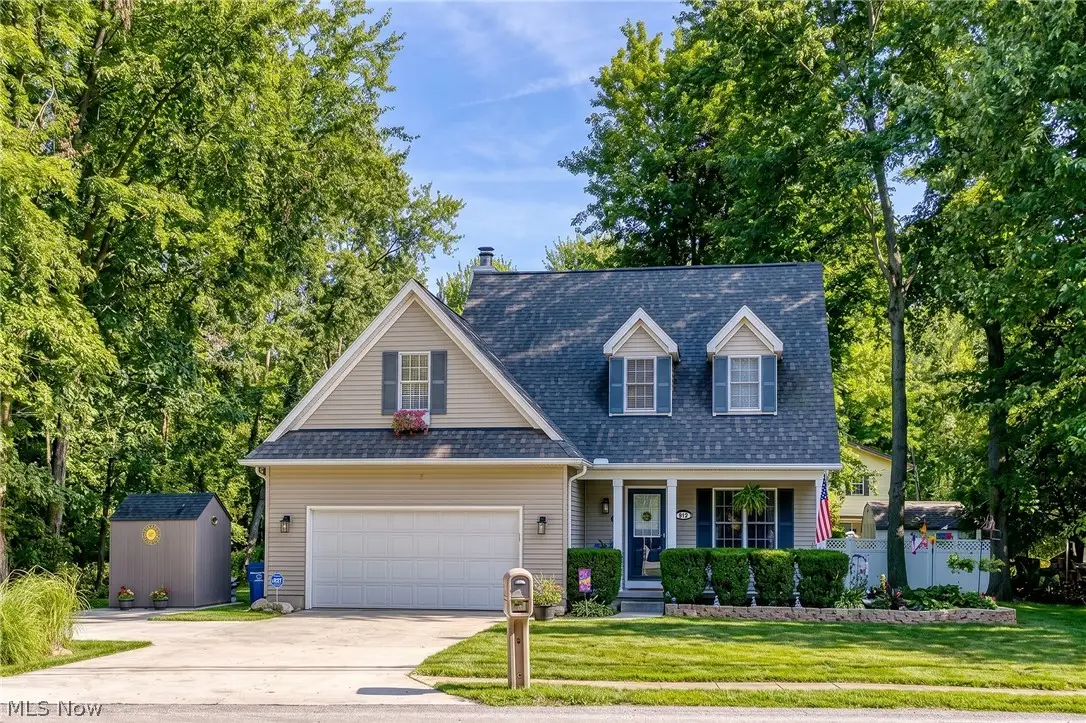5112 E Lake Road, Sheffield Lake, OH 44054 - #1