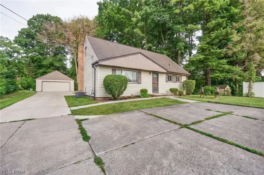 16245 Bennett Road, North Royalton, OH 44133 - #2