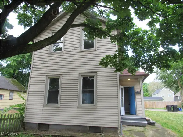 2334 W 38th Street, Cleveland, OH 44113