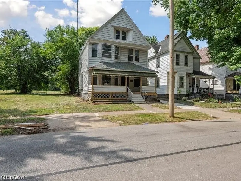 10622 Hathaway Avenue, Cleveland, OH 44108 - #1