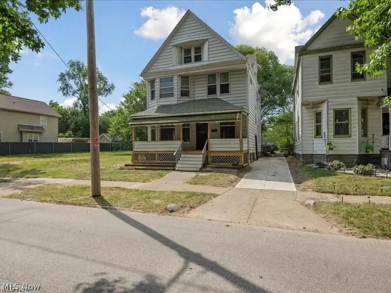 10622 Hathaway Avenue, Cleveland, OH 44108 - #2