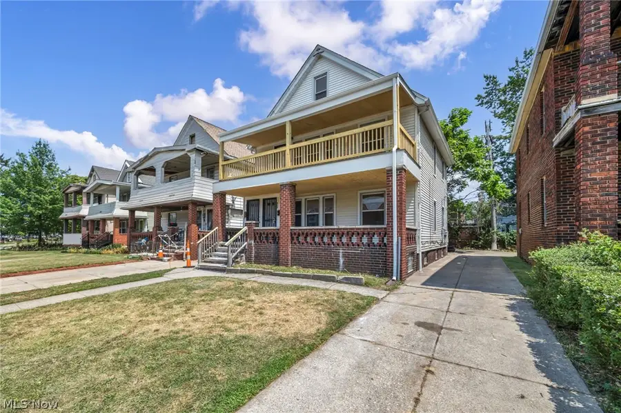 911 Royal Road, Cleveland, OH 44110 - #3