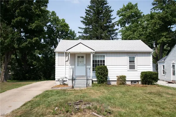 1213 Meadowbrook Boulevard, Stow, OH 44224