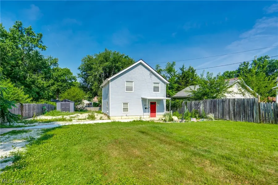 2718 Northland Street, Cuyahoga Falls, OH 44221 - #2