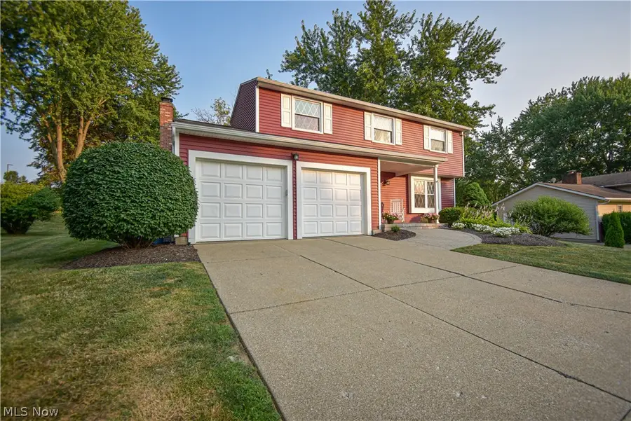 1674 Cloverview Drive, Green, OH 44685 - #2