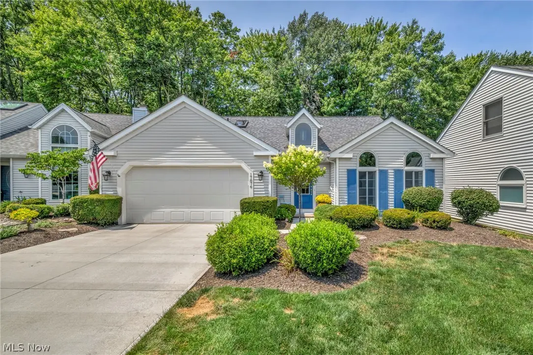 17876 Cambridge Oval, Strongsville, OH 44136 - #1
