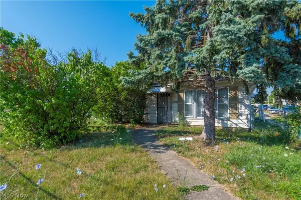 898 Wayside Road, Cleveland, OH 44110
