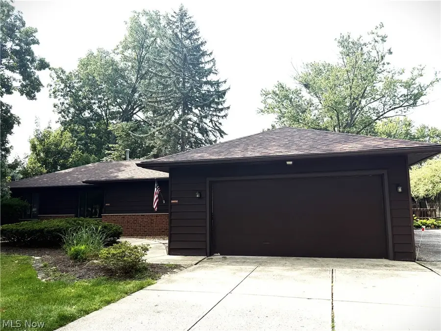 24643 Hilliard Road, Westlake, OH 44145 - #2