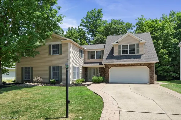 13545 Compass Point Drive, Strongsville, OH 44136