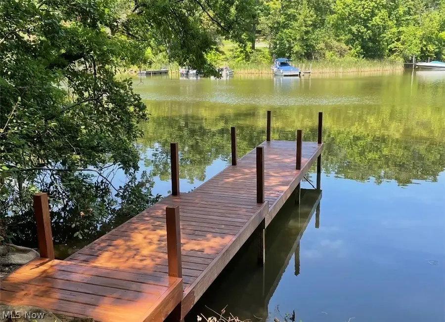 121 Lakeview Street, Lake Milton, OH 44429 - #3