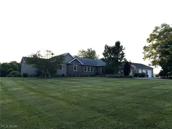 8533 Girdle Road, Middlefield, OH 44062