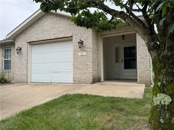 101 Brambly Hedge Drive, Millersburg, OH 44654