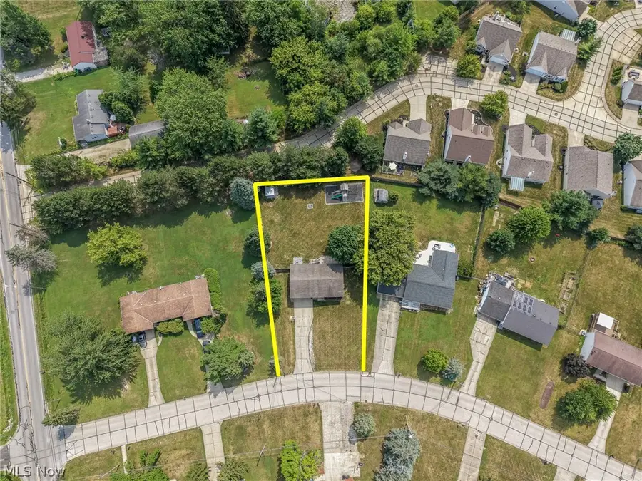 553 Jeanette Street, Brunswick, OH 44212 - #3
